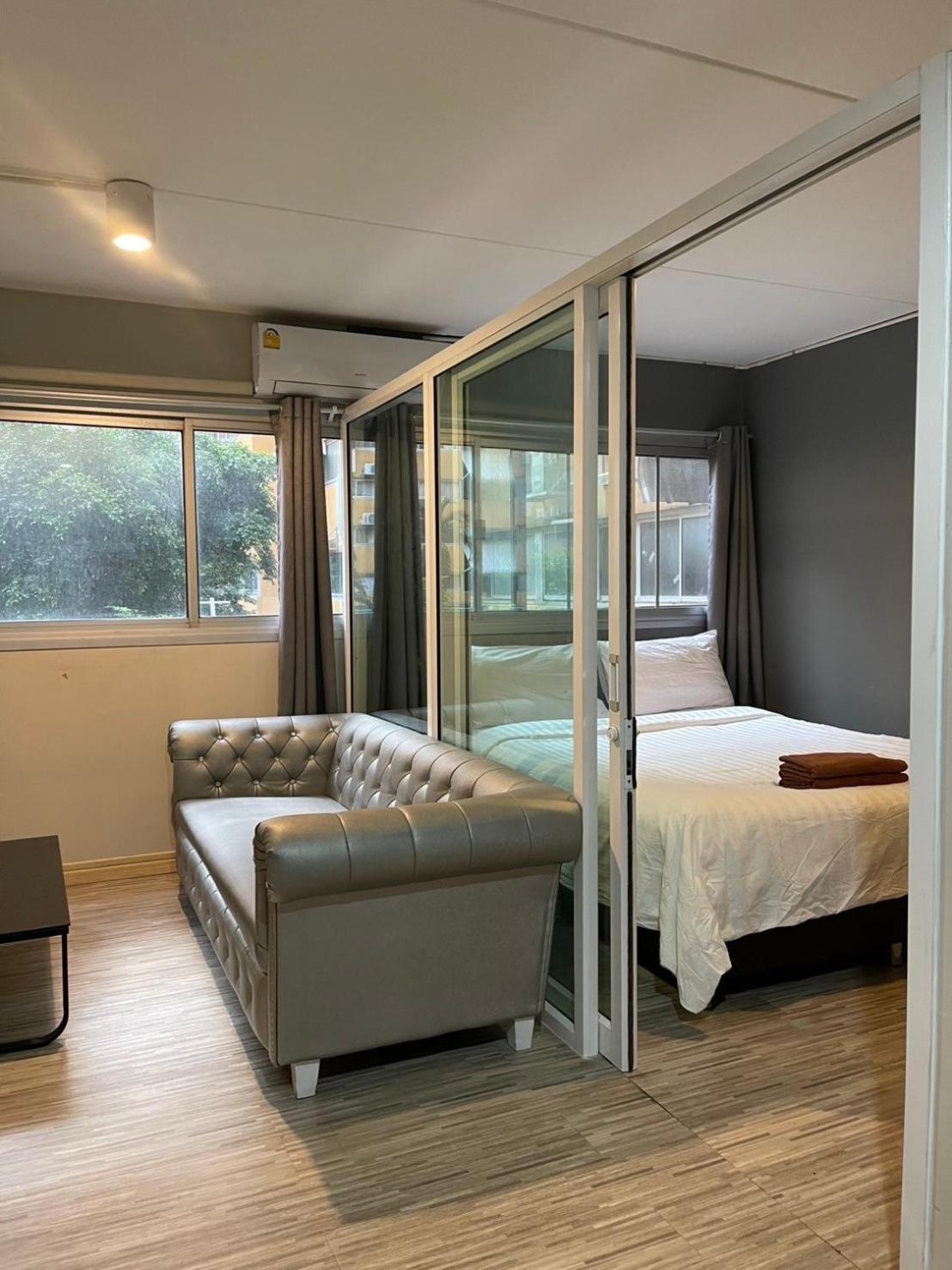 Popular Condo เมืองทองธานี باك كريت المظهر الخارجي الصورة
